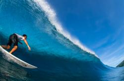 开云APP-法属波利尼西亚冲浪选手高分获胜