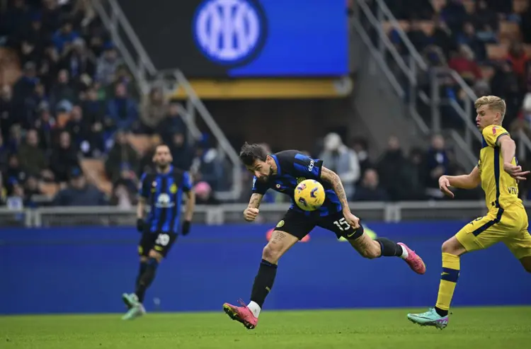 罗马客场惨遭维罗纳绝杀，失去赢球机会的简单介绍