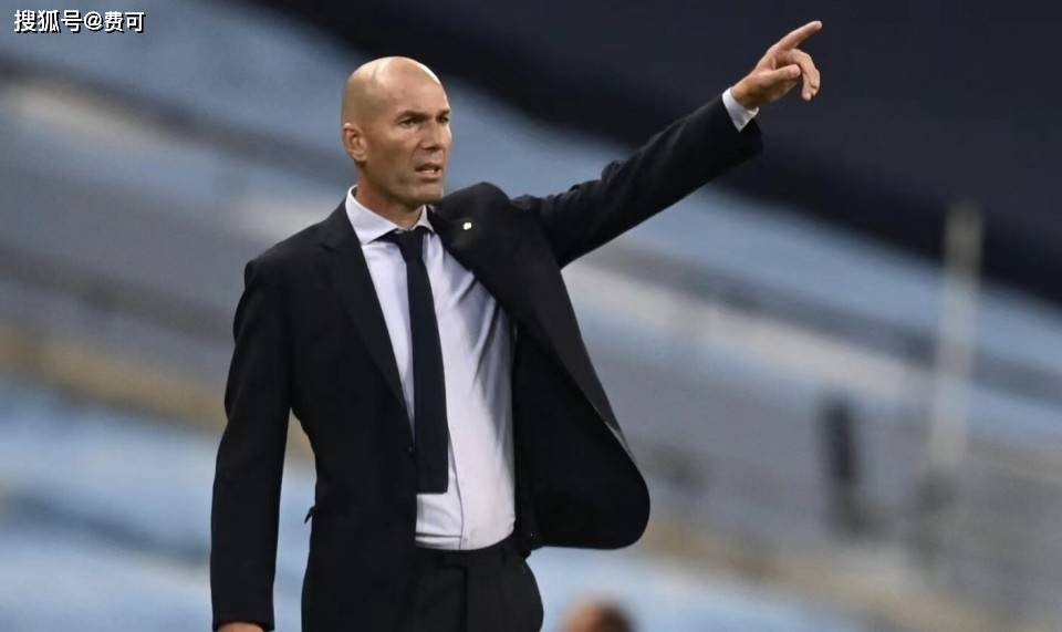 包含卢森堡球队决定引进法国著名教练执教的词条