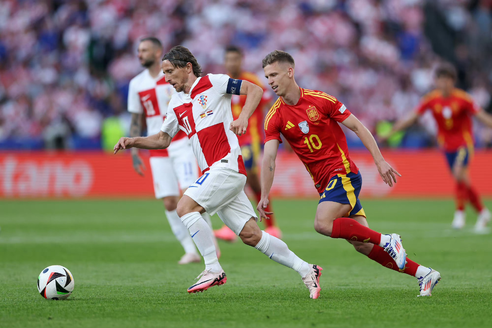 意大利客场战平克罗地亚，难以击败对手