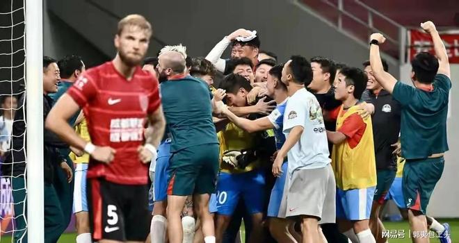 球队士气高涨，备战接下来的比赛