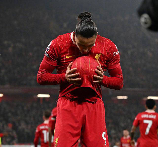 关于利物浦中场显实力，赛季佳绩不可或缺的信息