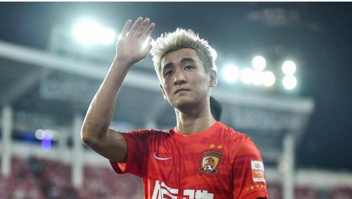 国足领队李铁赛后：进球机会足够好，遗憾把握不住